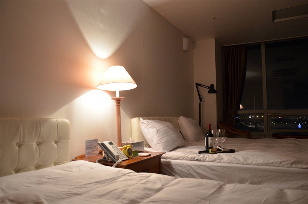 Incheon Airportel Bagian luar foto
