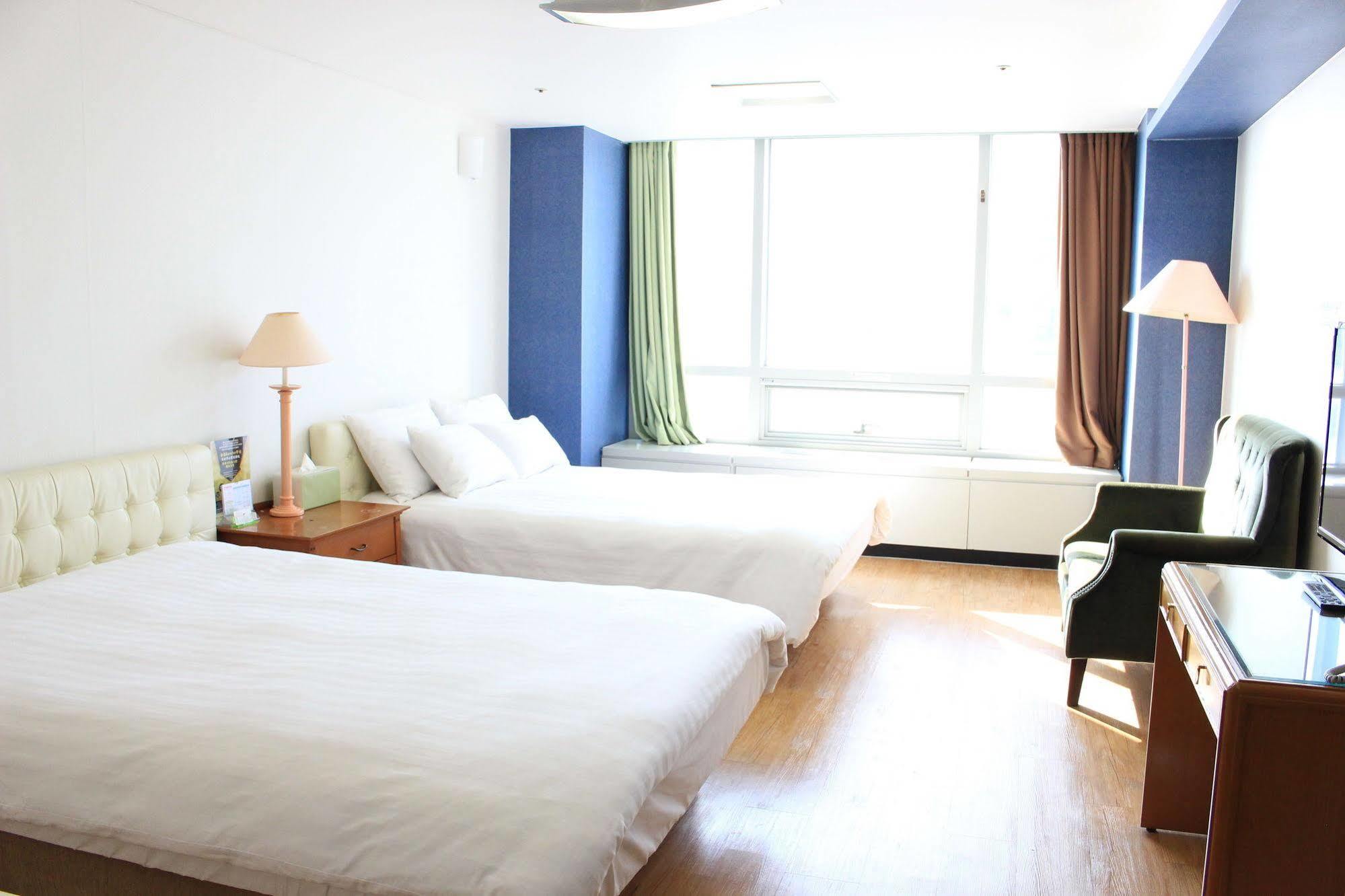 Incheon Airportel Bagian luar foto