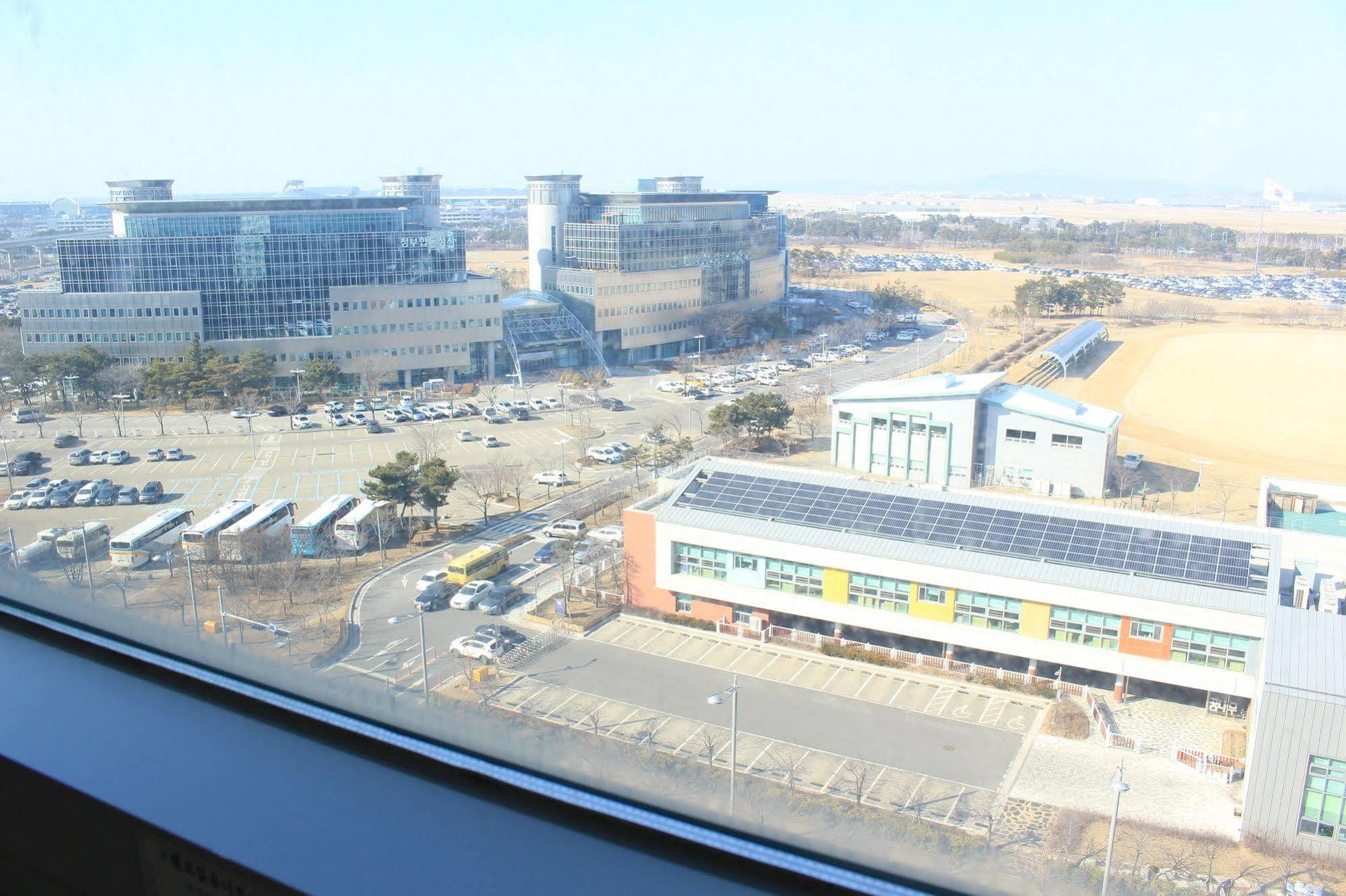 Incheon Airportel Bagian luar foto