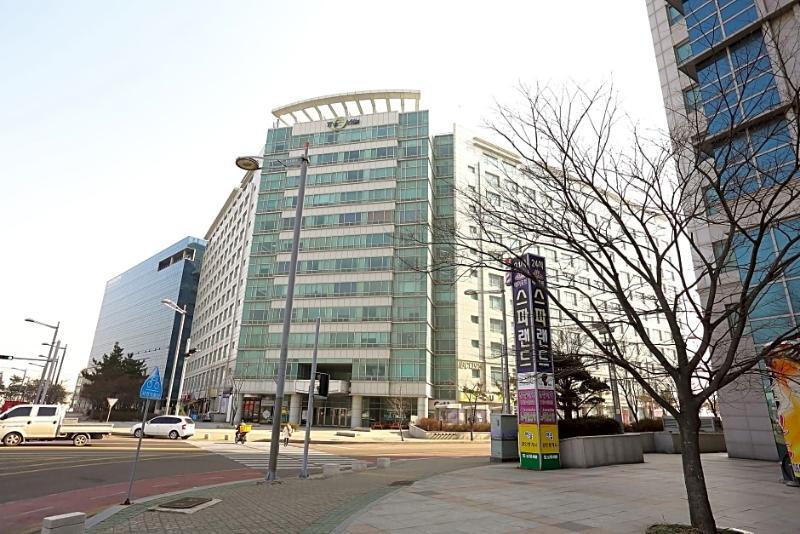 Incheon Airportel Bagian luar foto